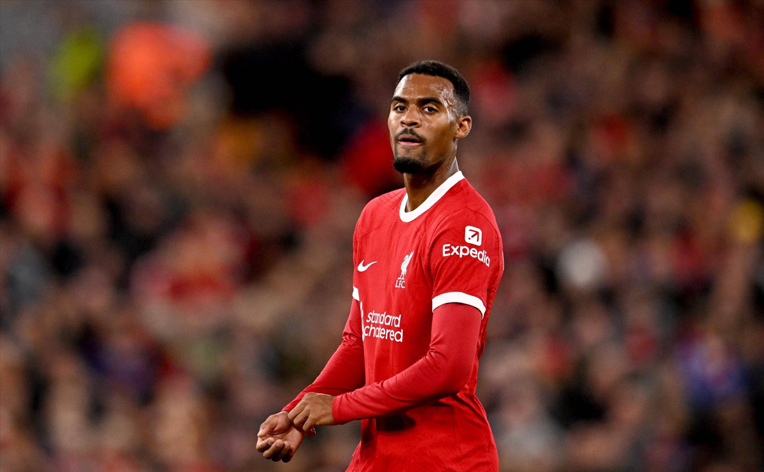 [中超]上海体育场迎来揭幕战