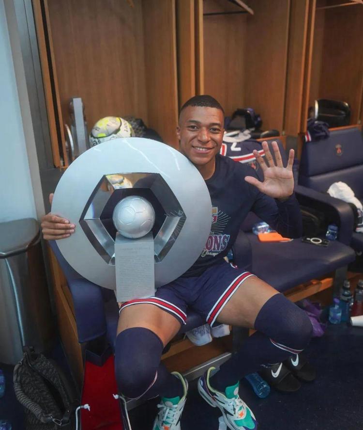 新疆不敌山东近6战5负 刘炜下课压力加大